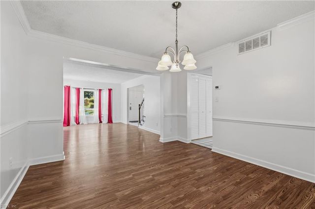 899 Eastnor CT, Newport News, VA 23608