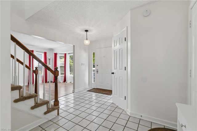899 Eastnor CT, Newport News, VA 23608