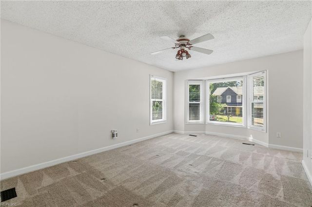 899 Eastnor CT, Newport News, VA 23608
