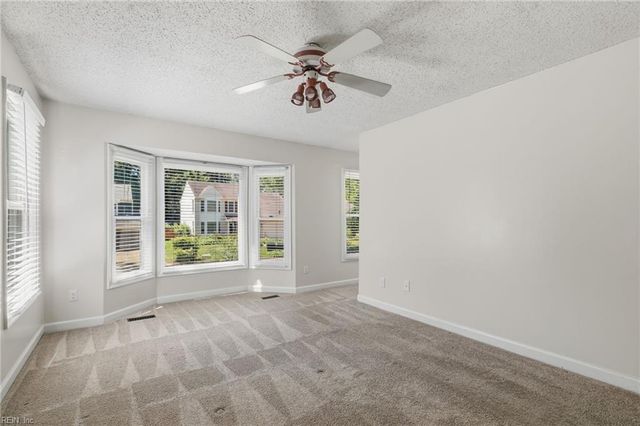 899 Eastnor CT, Newport News, VA 23608