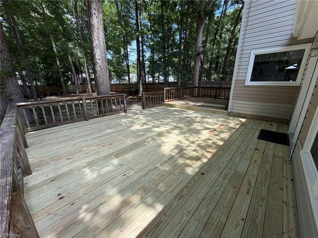 899 Eastnor CT, Newport News, VA 23608