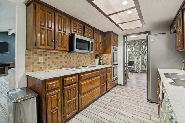 1217 Gardengate Circle, Garland, TX 75043