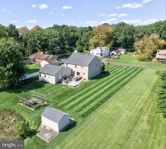 57 WOODLAWN AVE, Chalfont, PA 18914