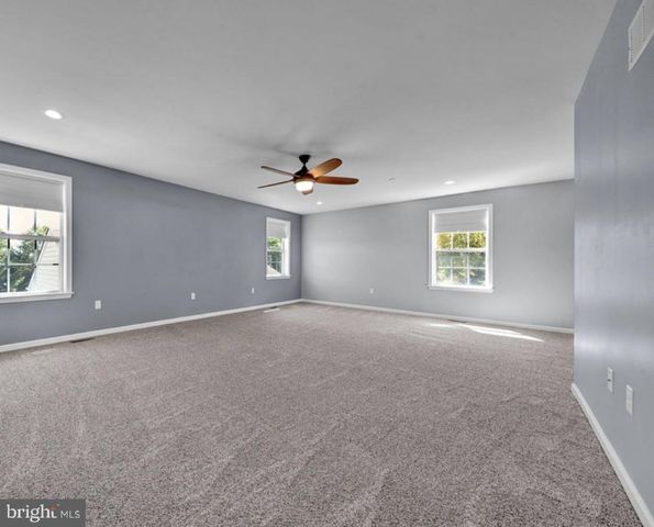 57 WOODLAWN AVE, Chalfont, PA 18914