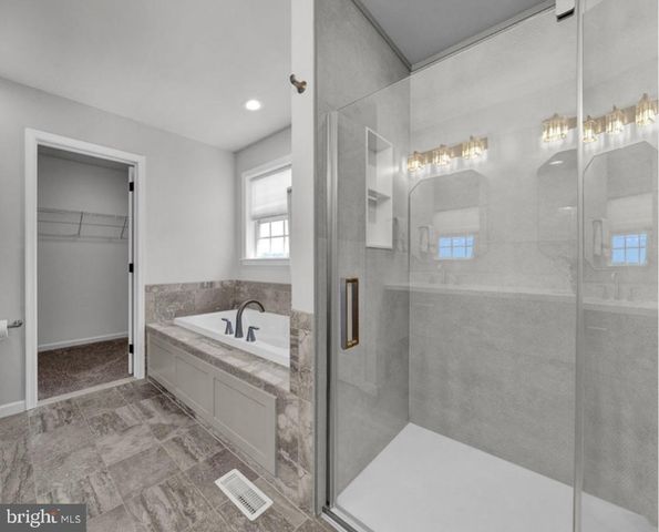 57 WOODLAWN AVE, Chalfont, PA 18914