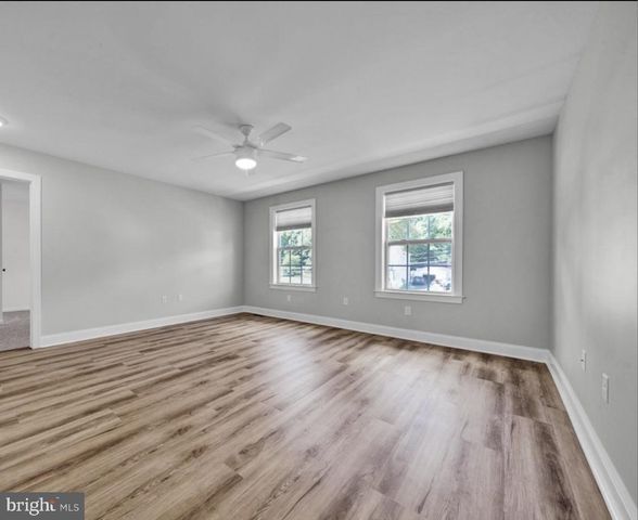 57 WOODLAWN AVE, Chalfont, PA 18914