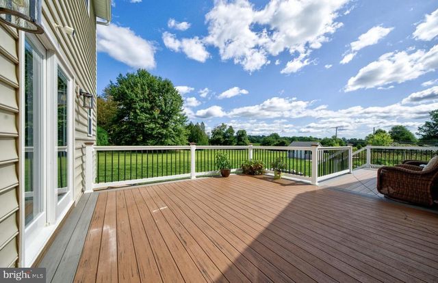 57 WOODLAWN AVE, Chalfont, PA 18914