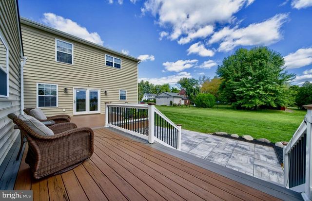 57 WOODLAWN AVE, Chalfont, PA 18914