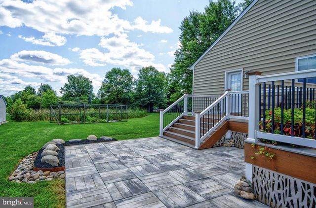 57 WOODLAWN AVE, Chalfont, PA 18914