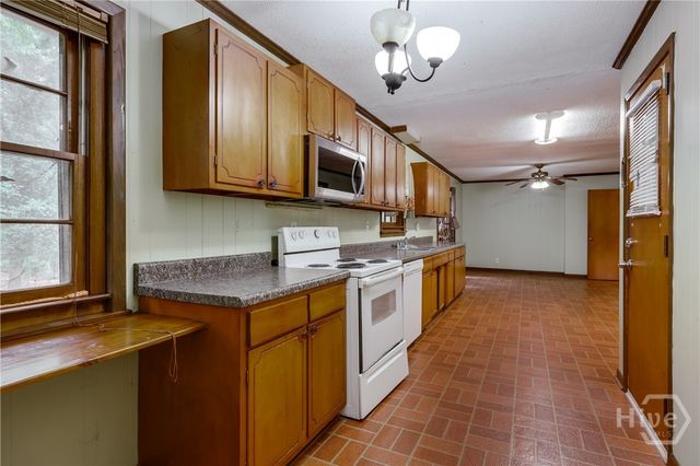 135 Cavalier Court, Athens, GA 30606