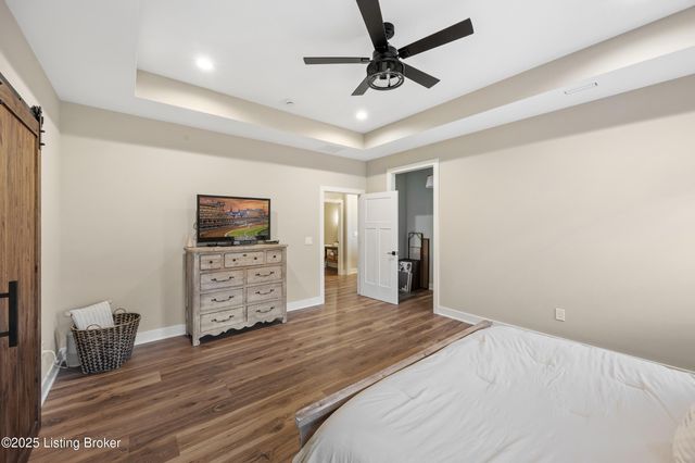 1028 Fisher Ln, Mt Washington, KY 40047