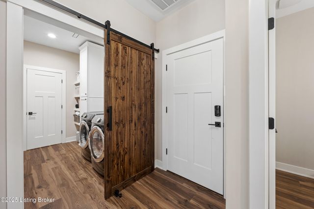 1028 Fisher Ln, Mt Washington, KY 40047