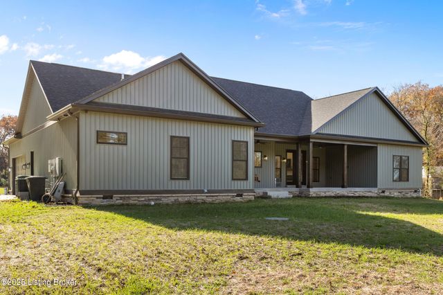 1028 Fisher Ln, Mt Washington, KY 40047