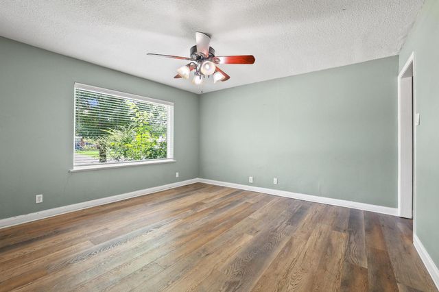 1704 W Birge Street, Sherman, TX 75092
