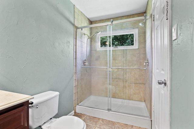 1704 W Birge Street, Sherman, TX 75092