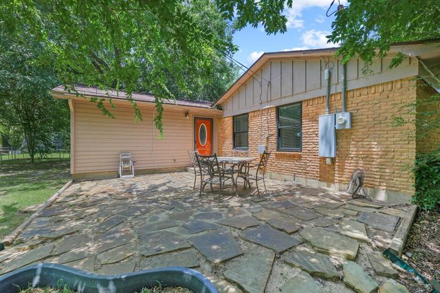 1704 W Birge Street, Sherman, TX 75092