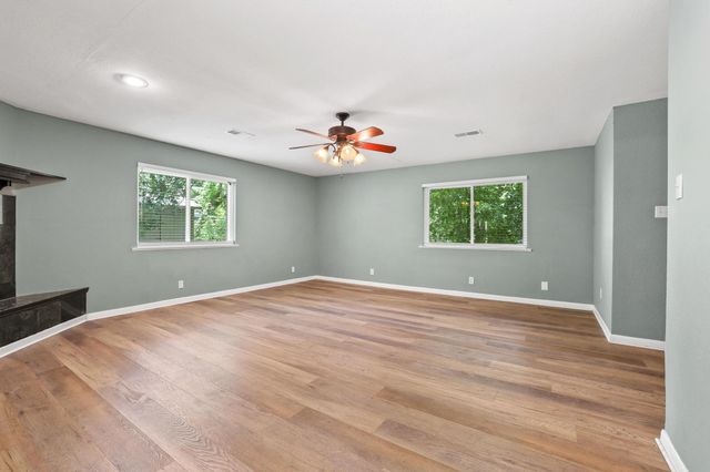 1704 W Birge Street, Sherman, TX 75092