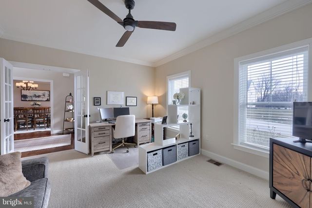 8 IVANHOE LN, Wrightsville, PA 17368