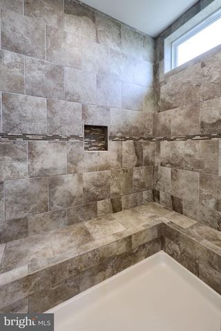 8 IVANHOE LN, Wrightsville, PA 17368