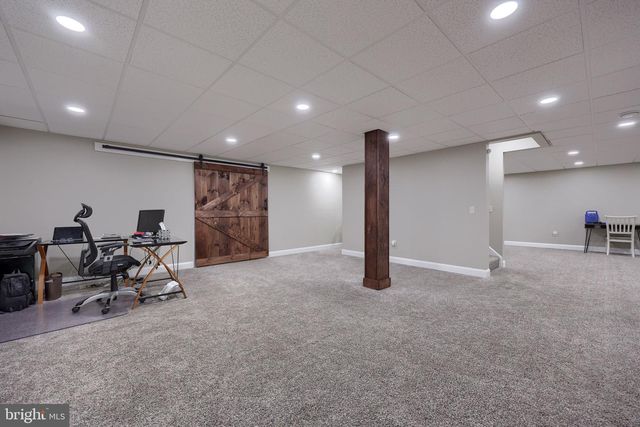 8 IVANHOE LN, Wrightsville, PA 17368