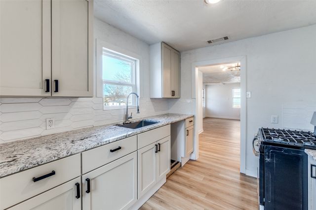 3455 Kellogg Avenue, Dallas, TX 75216