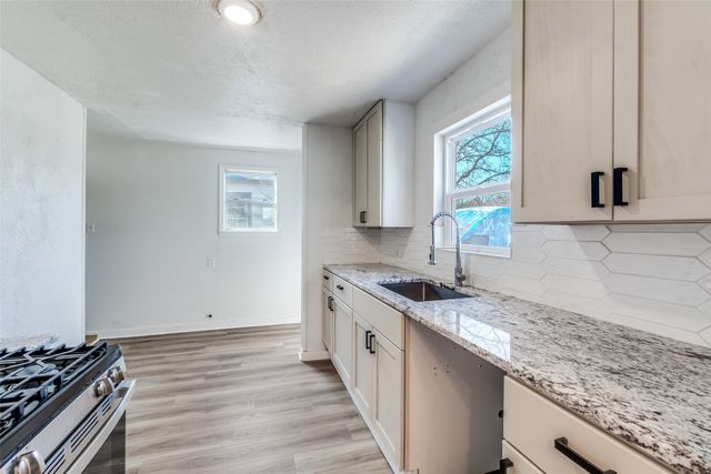3455 Kellogg Avenue, Dallas, TX 75216