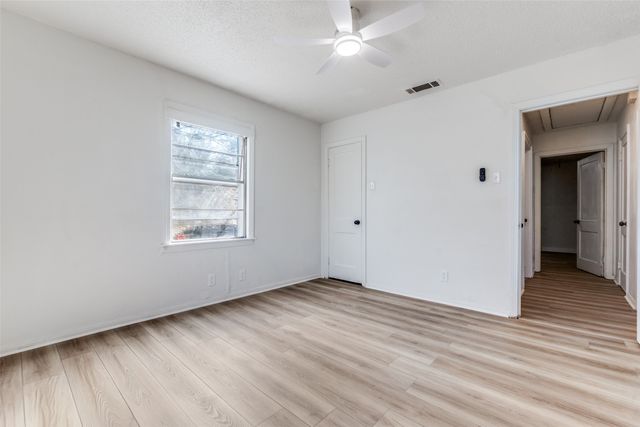 3455 Kellogg Avenue, Dallas, TX 75216