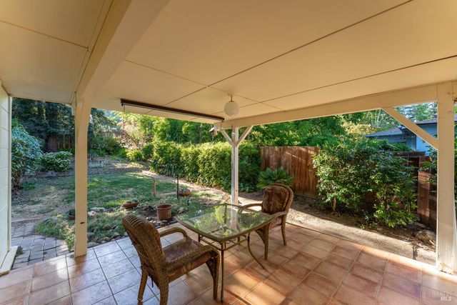 1240 Helen Ave, Ukiah, CA 95482