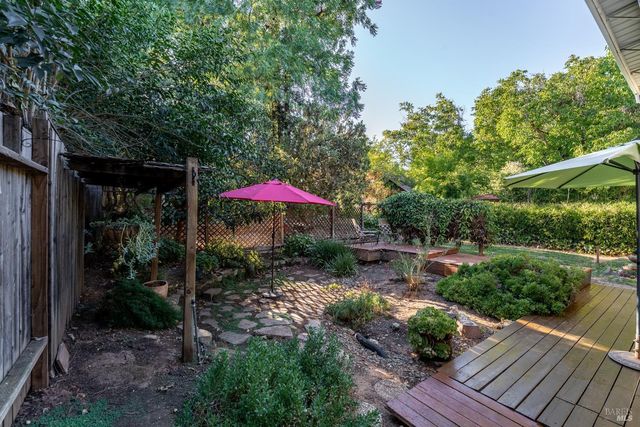 1240 Helen Ave, Ukiah, CA 95482