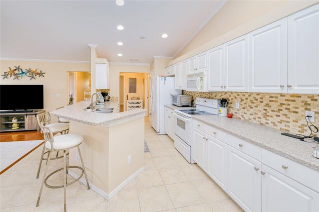 19977 LAKE VISTA CIRCLE 17D, Lehigh Acres, FL 33936