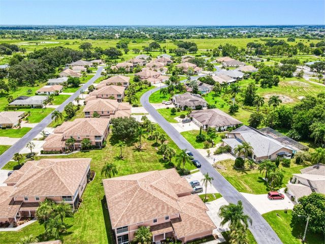 19977 LAKE VISTA CIRCLE 17D, Lehigh Acres, FL 33936