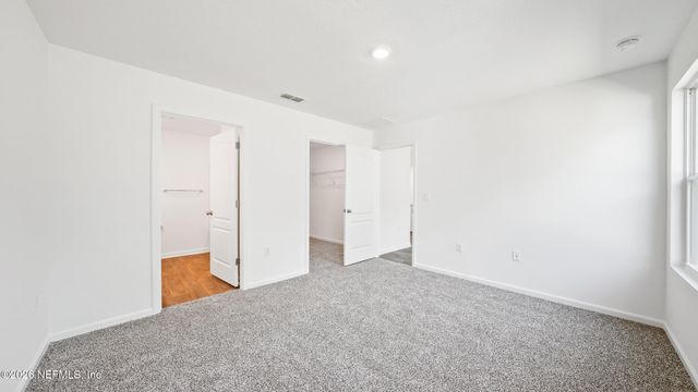 5441 HOLLOW BIRCH Drive, Jacksonville, FL 32219