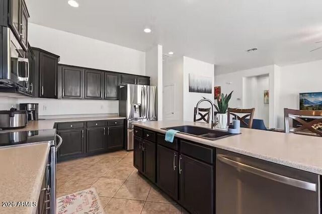 17846 W BUCKHORN Drive, Goodyear, AZ 85338