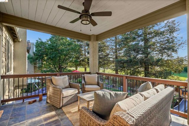 1049 Meadowgate Way, Brentwood, CA 94513