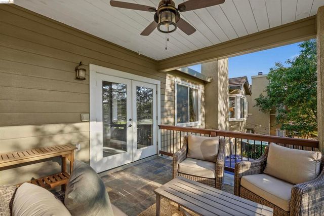 1049 Meadowgate Way, Brentwood, CA 94513