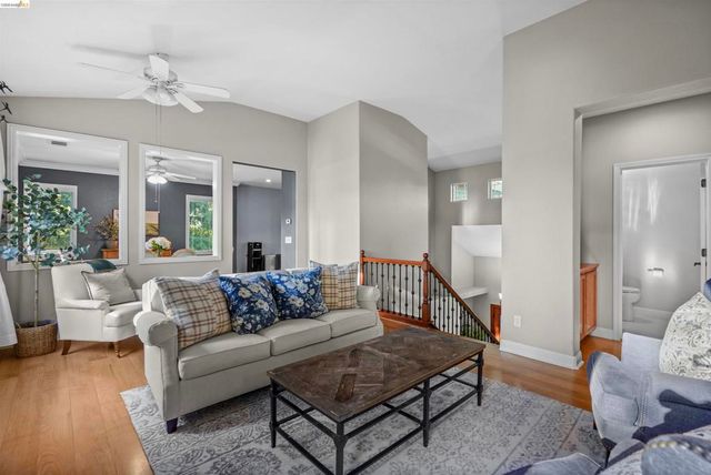 1049 Meadowgate Way, Brentwood, CA 94513