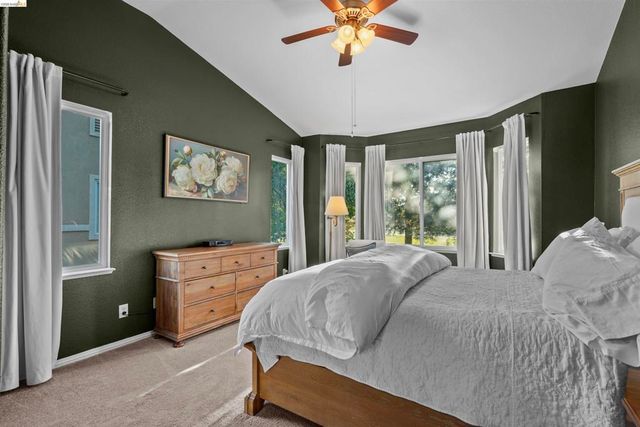 1049 Meadowgate Way, Brentwood, CA 94513