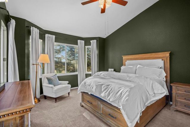1049 Meadowgate Way, Brentwood, CA 94513