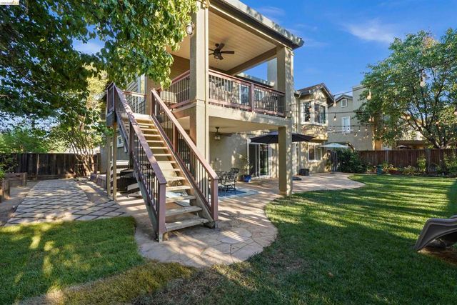 1049 Meadowgate Way, Brentwood, CA 94513