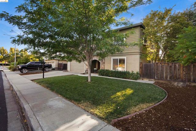 1049 Meadowgate Way, Brentwood, CA 94513