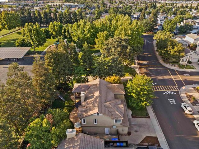 1049 Meadowgate Way, Brentwood, CA 94513