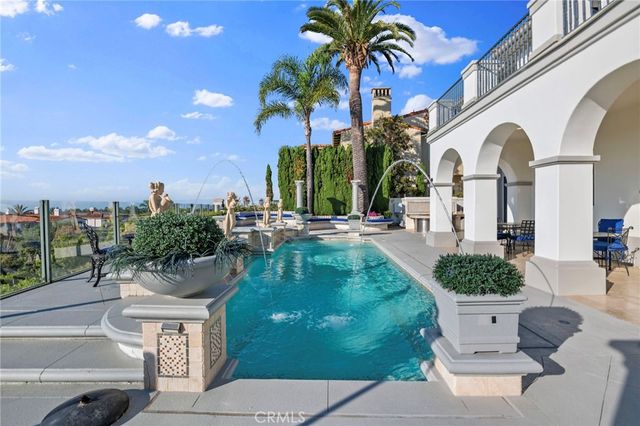 7 Vista Luci, Newport Coast, CA 92657