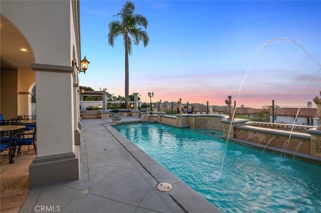 7 Vista Luci, Newport Coast, CA 92657