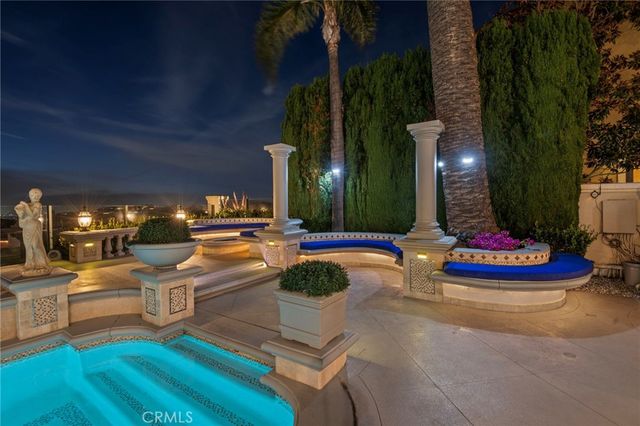 7 Vista Luci, Newport Coast, CA 92657
