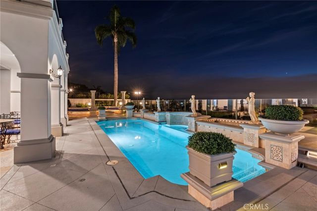 7 Vista Luci, Newport Coast, CA 92657