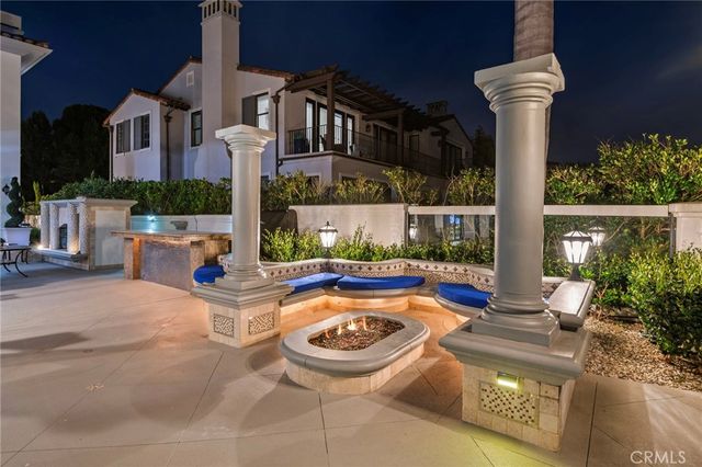 7 Vista Luci, Newport Coast, CA 92657