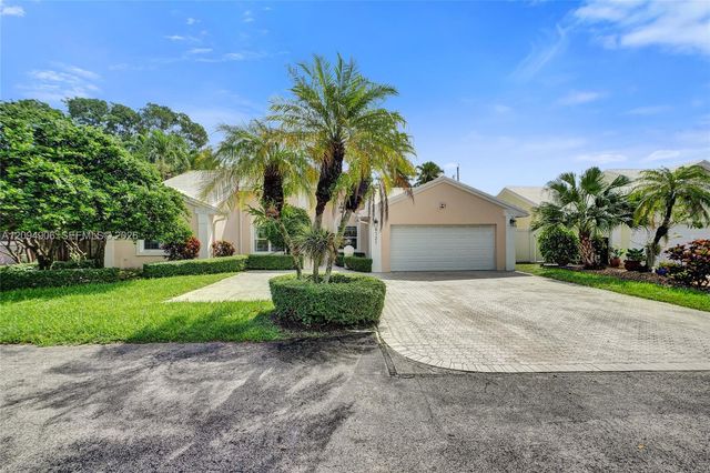 6121 SW 113th Court, Miami, FL 33173