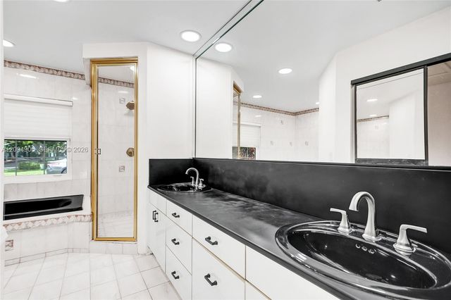 6121 SW 113th Court, Miami, FL 33173