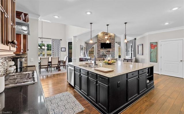 5936 Tarleton Drive, Oak Ridge, NC 27310