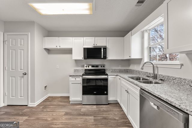 628 Fieldcrest Drive, Mcdonough, GA 30253